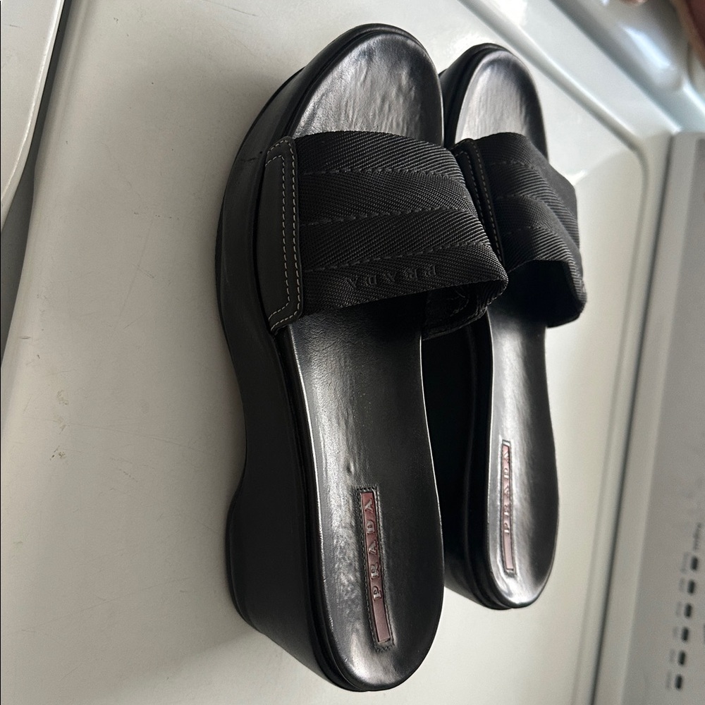 Prada leather platform sandals - Picture 2 of 4